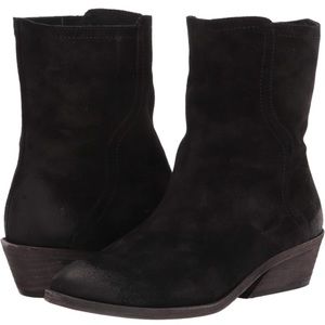 Frye Farrah Wave Short boot